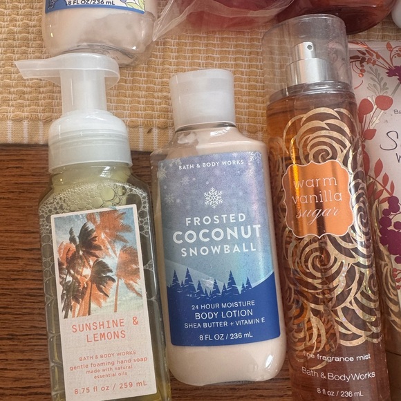 NEW Bath & Body Works HUGE BUNDLE LOT - Picture 4 of 9